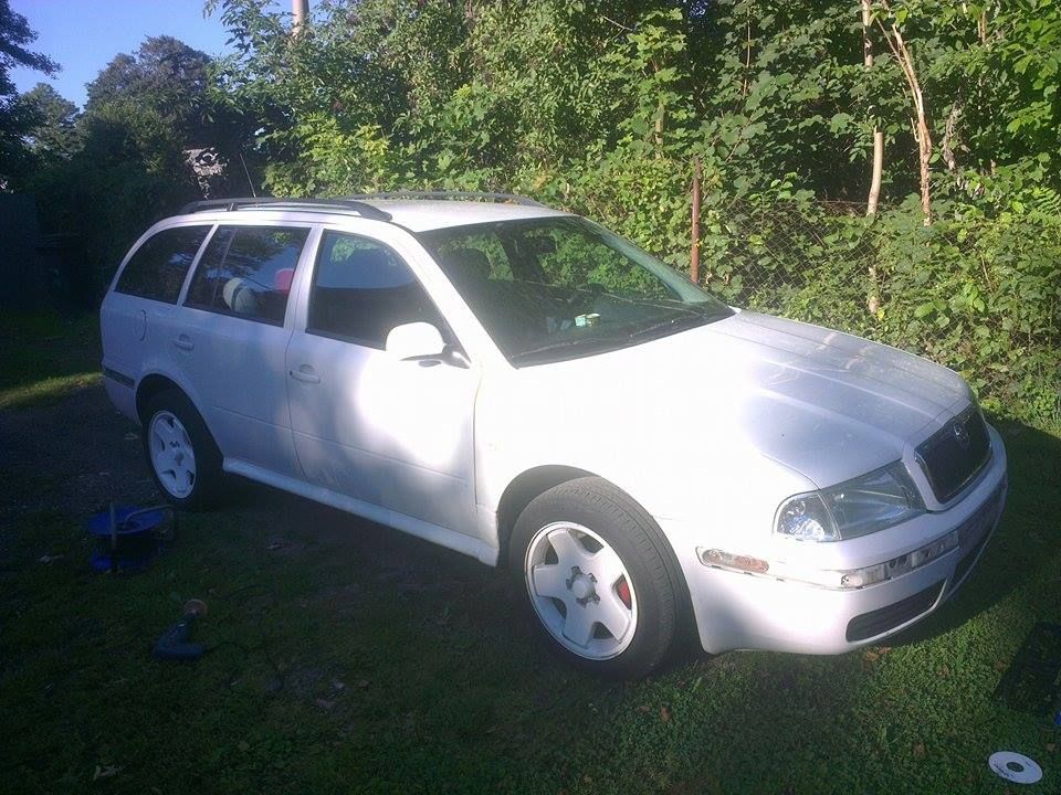 14193815_1262066997139228_1592959538_n_z