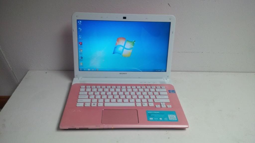 Sony SVE141D11L SEASHELL Pink laptop